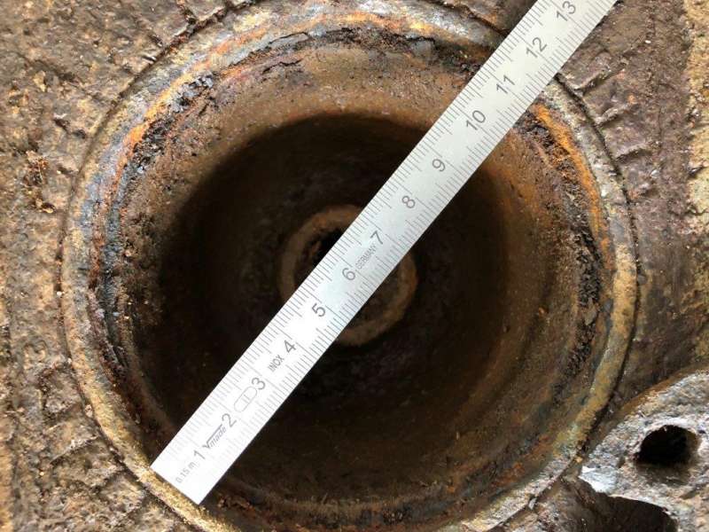 BAU.DE / BAU-Forum: 3. Bild zu Frage "Garagenablauf Abdeckrost ersetzen: Typ bestimmen & passenden Ersatz finden?" im BAU-Forum "Keller"