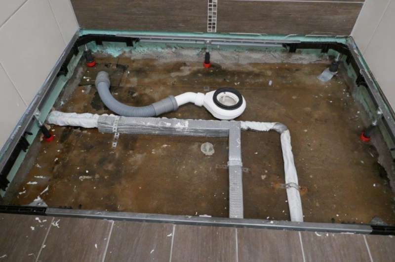 BAU.DE / BAU-Forum: 1. Bild zu Antwort "Bilder zum Wasserschaden: Keller Neubau 2011 auf Bodenplatte" auf die Frage "Wasser im Keller Neubau (2011) auf Bodenplatte: Ursachen, Lösungen & Kosten?" im BAU-Forum "Keller" BAU.DE / BAU-Forum: 1. Bild zu Antwort "Bilder zum Wasserschaden: Keller Neubau 2011 auf Bodenplatte" auf die Frage "Wasser im Keller Neubau (2011) auf Bodenplatte: Ursachen, Lösungen & Kosten?" im BAU-Forum "Keller"