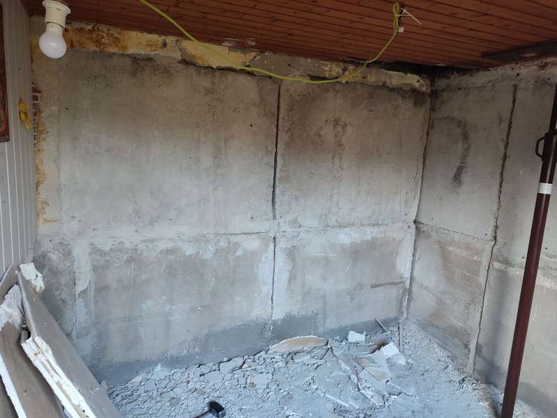 BAU.DE / BAU-Forum: 2. Bild zu Frage "Betonbl&ouml;cke verfugen: Welcher (Fertig-)Beton f&uuml;r Kellerw&auml;nde & Arbeitsschritte?" im BAU-Forum "Keller"