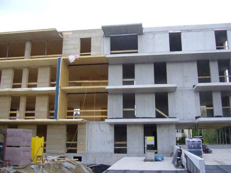 BAU.DE / BAU-Forum: 3. Bild zu Frage "Baufuge im Neubau: Ursachen f&uuml;r Risse im Estrich & Parkett? Fachmann-Meinung" im BAU-Forum "Neubau"