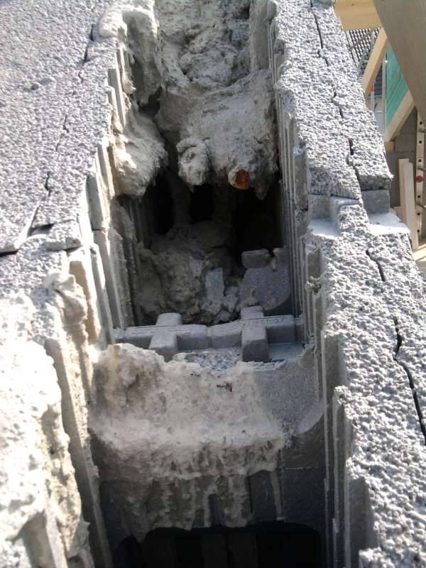 BAU.DE / BAU-Forum: 2. Bild zu Frage "Fenstersturz mangelhaft eingebaut: Statikprüfung, Mängelanzeige & Sanierung?" im BAU-Forum "Neubau" BAU.DE / BAU-Forum: 2. Bild zu Frage "Fenstersturz mangelhaft eingebaut: Statikprüfung, Mängelanzeige & Sanierung?" im BAU-Forum "Neubau"