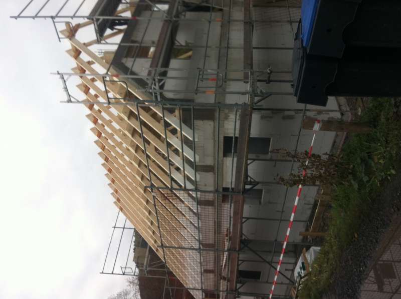 BAU.DE / BAU-Forum: 2. Bild zu Frage "Feuchte im Keller erkennen & beseitigen: Ursachen, Kosten & Sanierungsmethoden?" im BAU-Forum "Neubau" BAU.DE / BAU-Forum: 2. Bild zu Frage "Feuchte im Keller erkennen & beseitigen: Ursachen, Kosten & Sanierungsmethoden?" im BAU-Forum "Neubau"