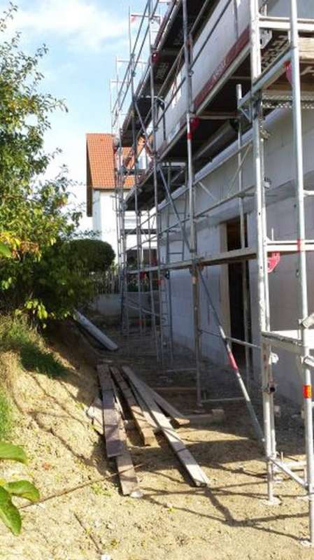 BAU.DE / BAU-Forum: 1. Bild zu Frage "Grundst&uuml;cksb&ouml;schung abst&uuml;tzen: Kosten, Methoden & rechtliche Aspekte f&uuml;r Hanggrundst&uuml;cke?" im BAU-Forum "Neubau"