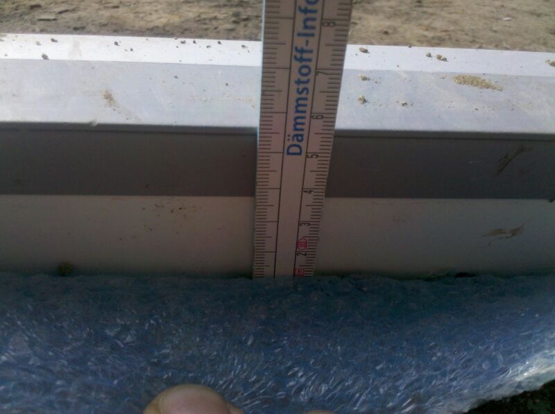 BAU.DE / BAU-Forum: 2. Bild zu Antwort "Haust&uuml;rschwelle: Bausachverst&auml;ndiger pr&uuml;ft Fu&szlig;bodenaufbau & Toleranzen" auf die Frage "Haust&uuml;rschwelle Neubau: 5 cm zu hoch? Ursachen, Toleranzen & L&ouml;sungen" im BAU-Forum "Neubau"