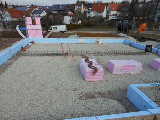 BAU.DE / BAU-Forum: 1. Bild zu Antwort "Abdichtung: Dichtschlämme über Horizontalsperre möglich?" auf die Frage "Sockel richtig abdichten: Anleitung, Materialien & Kosten für dauerhaften Schutz?" im BAU-Forum "Neubau" BAU.DE / BAU-Forum: 1. Bild zu Antwort "Abdichtung: Dichtschlämme über Horizontalsperre möglich?" auf die Frage "Sockel richtig abdichten: Anleitung, Materialien & Kosten für dauerhaften Schutz?" im BAU-Forum "Neubau"