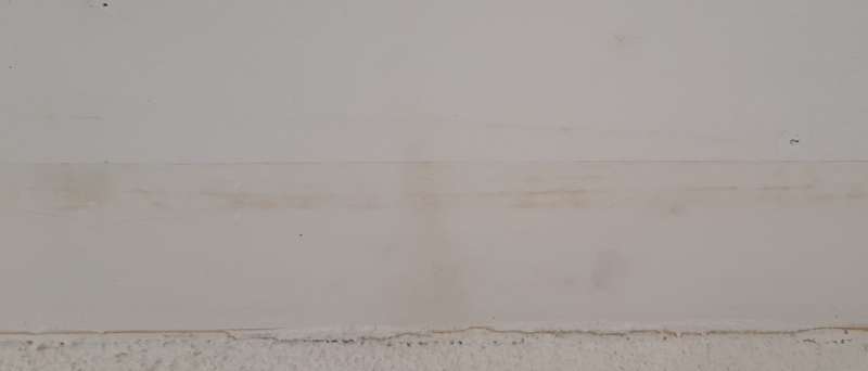 BAU.DE / BAU-Forum: 2. Bild zu Frage "Dachuntersichten verf&auml;rben sich, bitte um Hilfe bei Ursachenforschung" im BAU-Forum "Neubau"