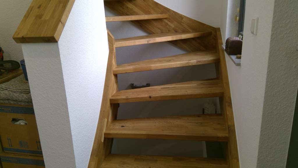 BAU.DE / BAU-Forum: 2. Bild zu Frage "Treppenstufen Abstand zu gro&szlig;? DIN 18065, Kindersicherung & Bautr&auml;ger-Pflichten" im BAU-Forum "Neubau"