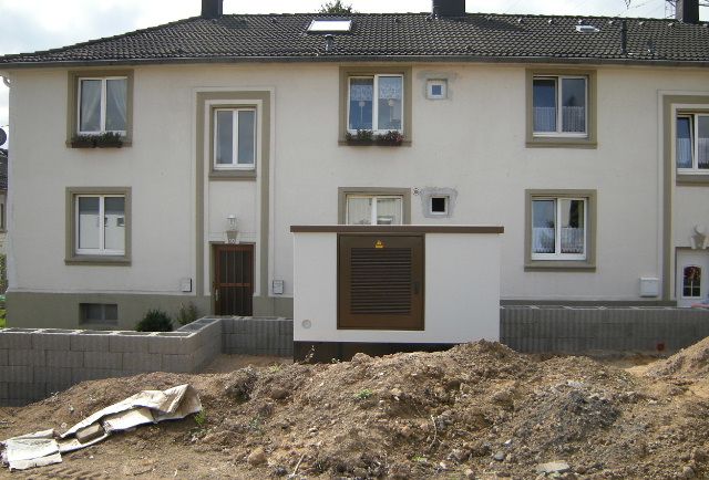 BAU.DE / BAU-Forum: 1. Bild zu Frage "Trafostation am Grundst&uuml;ck: Grenzabstand, Bauh&ouml;he & NRW-Vorschriften?" im BAU-Forum "Normen, Vorschriften, Verordnungen etc."