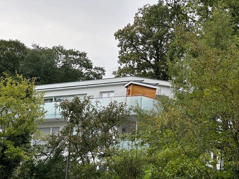 BAU.DE / BAU-Forum: 3. Bild zu Frage "Terrassenaufbau Staffelgeschoss: Sauna, Schuppen & Solarpanele &ndash; Was ist erlaubt?" im BAU-Forum "Normen, Vorschriften, Verordnungen etc."