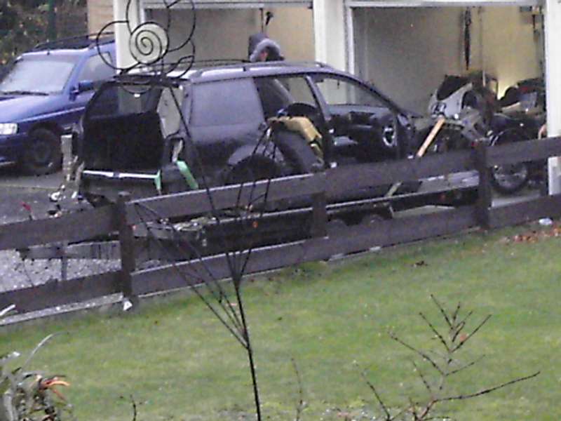 BAU.DE / BAU-Forum: 3. Bild zu Frage "Grenzgarage als Werkstatt: Lärmbelästigung, Zweckentfremdung & rechtliche Schritte in NRW?" im BAU-Forum "Bauplanung / Baugenehmigung" BAU.DE / BAU-Forum: 3. Bild zu Frage "Grenzgarage als Werkstatt: Lärmbelästigung, Zweckentfremdung & rechtliche Schritte in NRW?" im BAU-Forum "Bauplanung / Baugenehmigung"