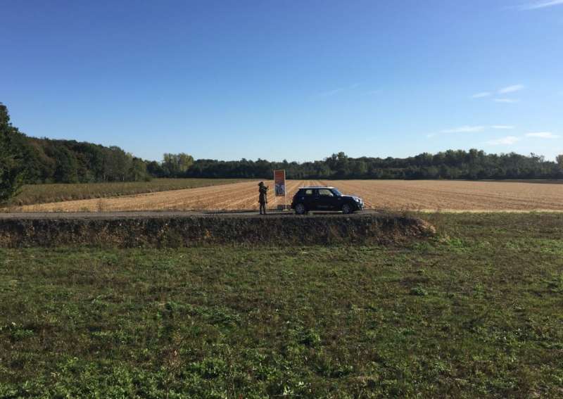 BAU.DE / BAU-Forum: 1. Bild zu Frage "Nachbarliche Zustimmung zur Aufsch&uuml;ttung >1 m" im BAU-Forum "Bauplanung / Baugenehmigung"