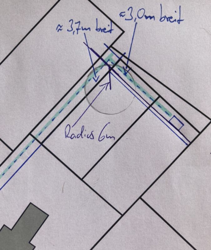 BAU.DE / BAU-Forum: 1. Bild zu Antwort "PKW Fahrradius: Zeichnung zur Überprüfung des Wenderadius" auf die Frage "PKW Fahrradius für 90-Grad-Kurve in Auffahrt berechnen: Formel, Platzbedarf & Planungstipps" im BAU-Forum "Bauplanung / Baugenehmigung" BAU.DE / BAU-Forum: 1. Bild zu Antwort "PKW Fahrradius: Zeichnung zur Überprüfung des Wenderadius" auf die Frage "PKW Fahrradius für 90-Grad-Kurve in Auffahrt berechnen: Formel, Platzbedarf & Planungstipps" im BAU-Forum "Bauplanung / Baugenehmigung"