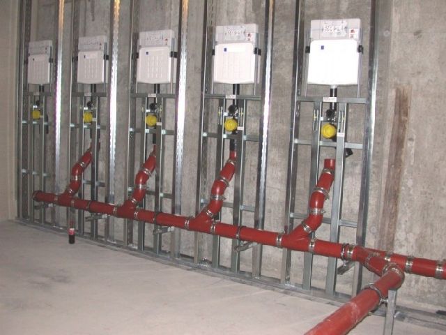 BAU.DE / BAU-Forum: 1. Bild zu Antwort "Sanit&auml;r: WC-Becken als Speibecken &ndash; Stabile Konstruktion n&ouml;tig" auf die Frage "Speibecken/Spuckbecken aus Keramik/Porzellan finden: Hersteller, Alternativen & Kosten?" im BAU-Forum "Sanit&auml;r, Bad, Dusche, WC"