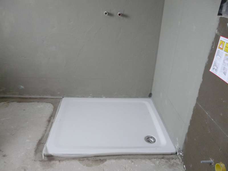 BAU.DE / BAU-Forum: 2. Bild zu Frage "Kaldewei Superplan Duschwanne knarrt und wippt.. Bitte um Hilfe!" im BAU-Forum "Sanit&auml;r, Bad, Dusche, WC"