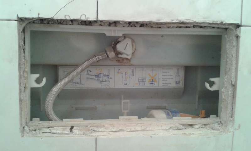 BAU.DE / BAU-Forum: 1. Bild zu Frage "Dr&uuml;ckerplatte gesucht" im BAU-Forum "Sanit&auml;r, Bad, Dusche, WC"