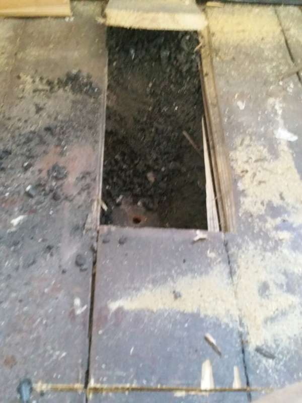 BAU.DE / BAU-Forum: 1. Bild zu Frage "Badeinbau in Altbau mit Holzdielenboden" im BAU-Forum "Sanit&auml;r, Bad, Dusche, WC"