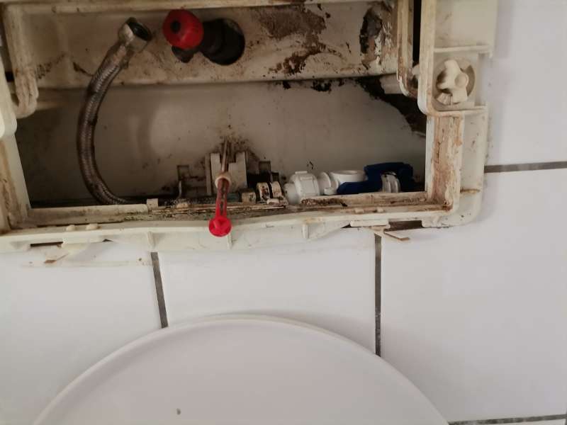 BAU.DE / BAU-Forum: 1. Bild zu Frage "Was ist das für ein Hersteller?" im BAU-Forum "Sanitär, Bad, Dusche, WC" BAU.DE / BAU-Forum: 1. Bild zu Frage "Was ist das für ein Hersteller?" im BAU-Forum "Sanitär, Bad, Dusche, WC"