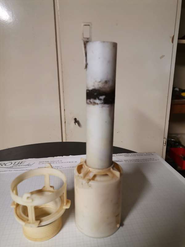 BAU.DE / BAU-Forum: 3. Bild zu Frage "Was ist das für ein Hersteller?" im BAU-Forum "Sanitär, Bad, Dusche, WC" BAU.DE / BAU-Forum: 3. Bild zu Frage "Was ist das für ein Hersteller?" im BAU-Forum "Sanitär, Bad, Dusche, WC"