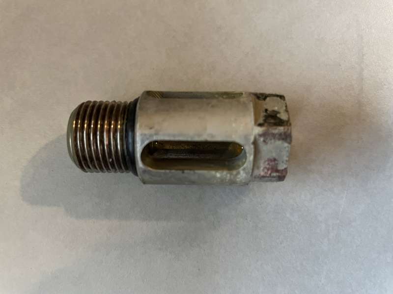 BAU.DE / BAU-Forum: 1. Bild zu Frage "Schlauchanschluss vom Dusch-WC" im BAU-Forum "Sanit&auml;r, Bad, Dusche, WC"