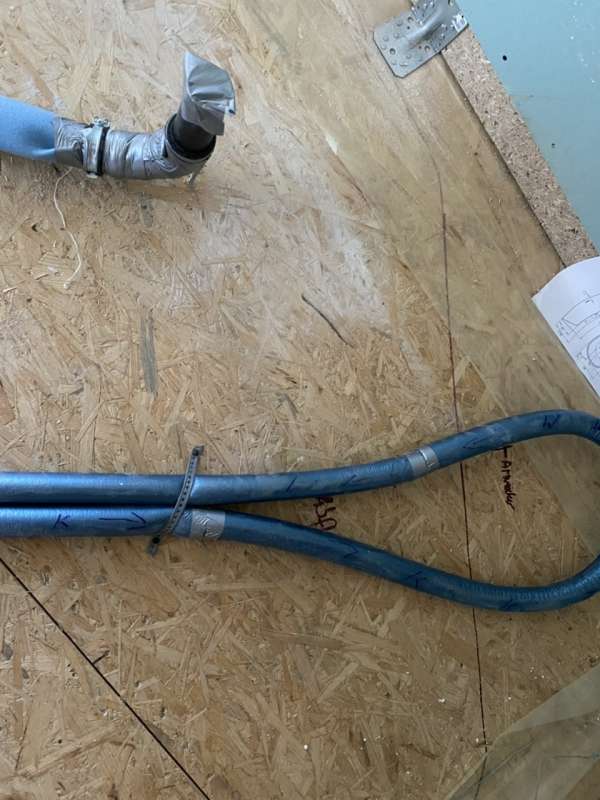 BAU.DE / BAU-Forum: 2. Bild zu Frage "Sanit&auml;rrohinstallation Standarmatur" im BAU-Forum "Sanit&auml;r, Bad, Dusche, WC"