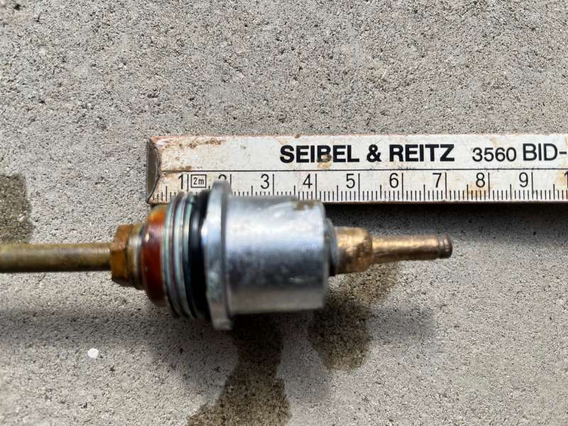 BAU.DE / BAU-Forum: 2. Bild zu Frage "Hersteller / Ersatzteil f&uuml;r frostsicheren Wasserhahn" im BAU-Forum "Sanit&auml;r, Bad, Dusche, WC"