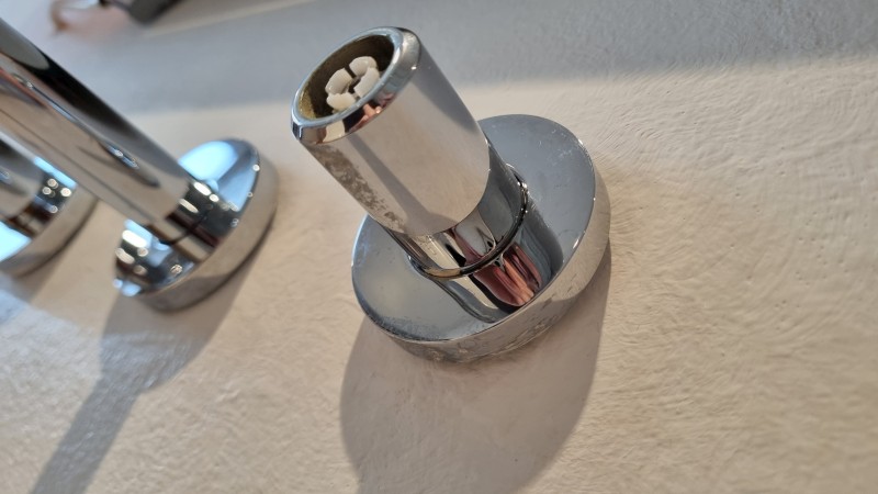 BAU.DE / BAU-Forum: 1. Bild zu Antwort "Bilder" auf die Frage "Dornbracht Tara Armatur demontieren: Anleitung f&uuml;r Manschette ohne Madenschraube" im BAU-Forum "Sanit&auml;r, Bad, Dusche, WC"