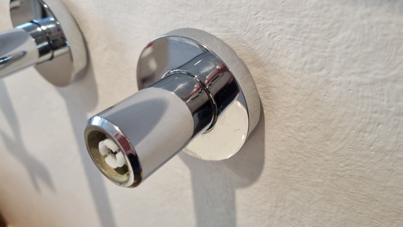 BAU.DE / BAU-Forum: 2. Bild zu Antwort "Bilder" auf die Frage "Dornbracht Tara Armatur demontieren: Anleitung f&uuml;r Manschette ohne Madenschraube" im BAU-Forum "Sanit&auml;r, Bad, Dusche, WC"