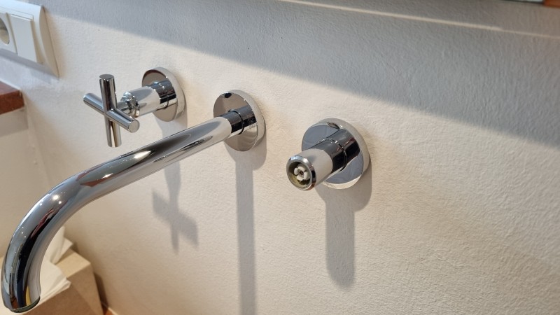 BAU.DE / BAU-Forum: 3. Bild zu Antwort "Bilder" auf die Frage "Dornbracht Tara Armatur demontieren: Anleitung f&uuml;r Manschette ohne Madenschraube" im BAU-Forum "Sanit&auml;r, Bad, Dusche, WC"