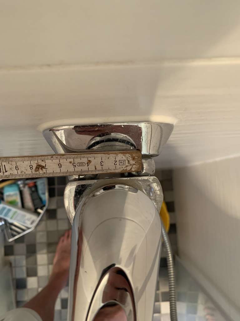 BAU.DE / BAU-Forum: 3. Bild zu Frage "Kleine Duscharmatur finden: Mini-Mischbatterie f&uuml;r Dusche &ndash; Ma&szlig;e, Thermostat & Montage?" im BAU-Forum "Sanit&auml;r, Bad, Dusche, WC"