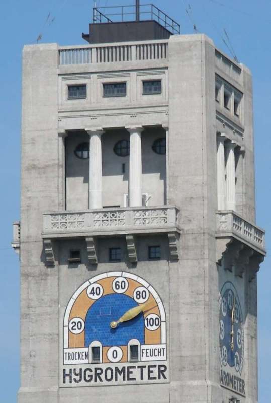 BAU.DE / BAU-Forum: 1. Bild zu Antwort "Heizk&ouml;rperleistung: Wandanschluss & Raumw&auml;rme bei Schimmelgefahr" auf die Frage "Schimmel nach Wasserschaden in Loft-Wohnung: Ursachen, Beseitigung & Rechte?" im BAU-Forum "Modernisierung / Sanierung / Bausch&auml;den"