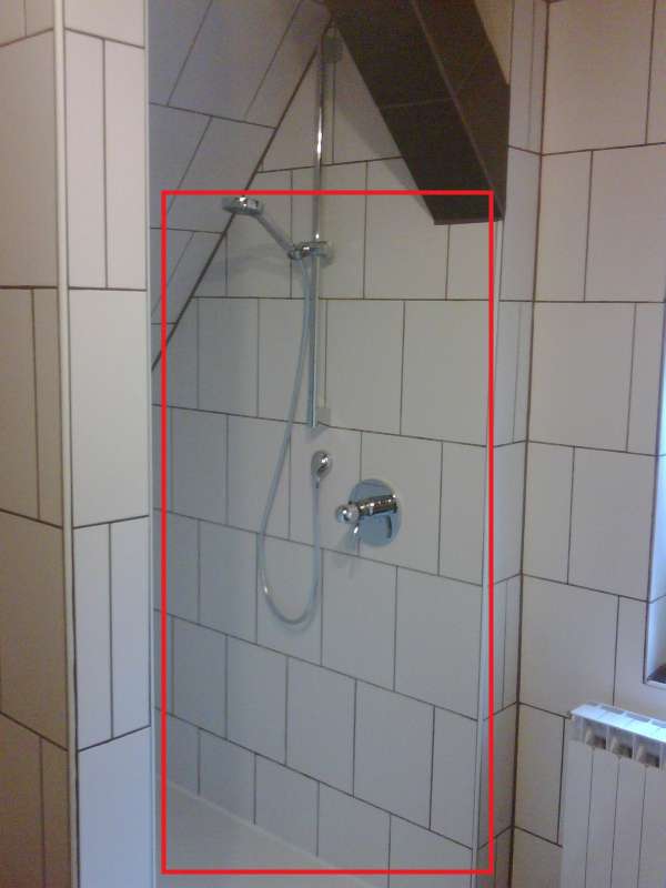 BAU.DE / BAU-Forum: 1. Bild zu Frage "Kondenswasser im Dachbad: Ursachen, Folgen & Sanierung der St&auml;nderwand?" im BAU-Forum "Modernisierung / Sanierung / Bausch&auml;den"