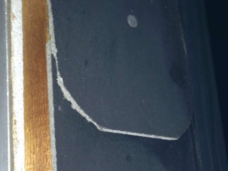 BAU.DE / BAU-Forum: 2. Bild zu Frage "Identifizierung unbekannter Substanzen: Vorgehen, Risiken & Kosten der Analyse?" im BAU-Forum "Modernisierung / Sanierung / Bauschäden" BAU.DE / BAU-Forum: 2. Bild zu Frage "Identifizierung unbekannter Substanzen: Vorgehen, Risiken & Kosten der Analyse?" im BAU-Forum "Modernisierung / Sanierung / Bauschäden"