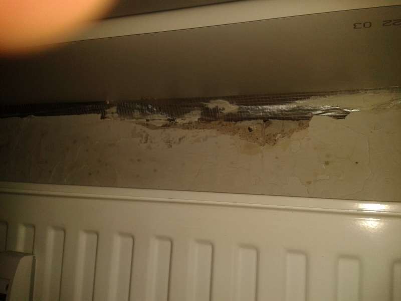 BAU.DE / BAU-Forum: 4. Bild zu Frage "WDVS Schaden: Gefahr durch Feuchtigkeit, Schimmel & Stabilit&auml;tsverlust? Ursachen & Sanierung" im BAU-Forum "Modernisierung / Sanierung / Bausch&auml;den"