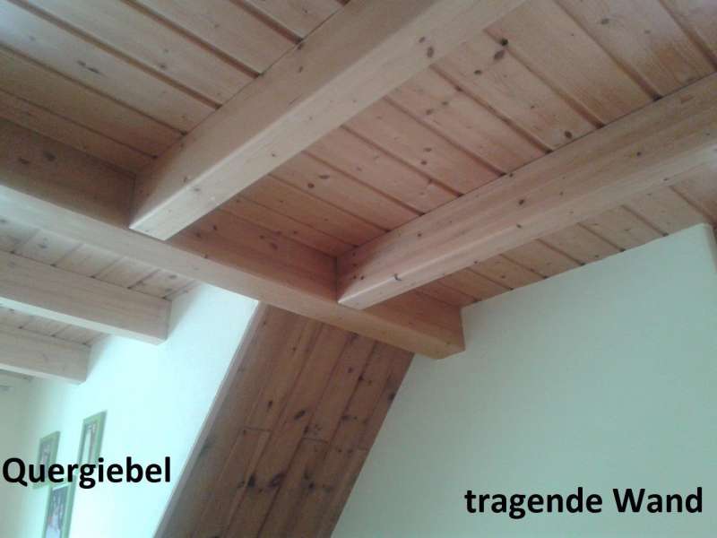 BAU.DE / BAU-Forum: 3. Bild zu Frage "Holzbalkendecke schallisolieren: Ger&auml;uschd&auml;mmung, Aufbau & Materialien f&uuml;r mehr Ruhe?" im BAU-Forum "Modernisierung / Sanierung / Bausch&auml;den"