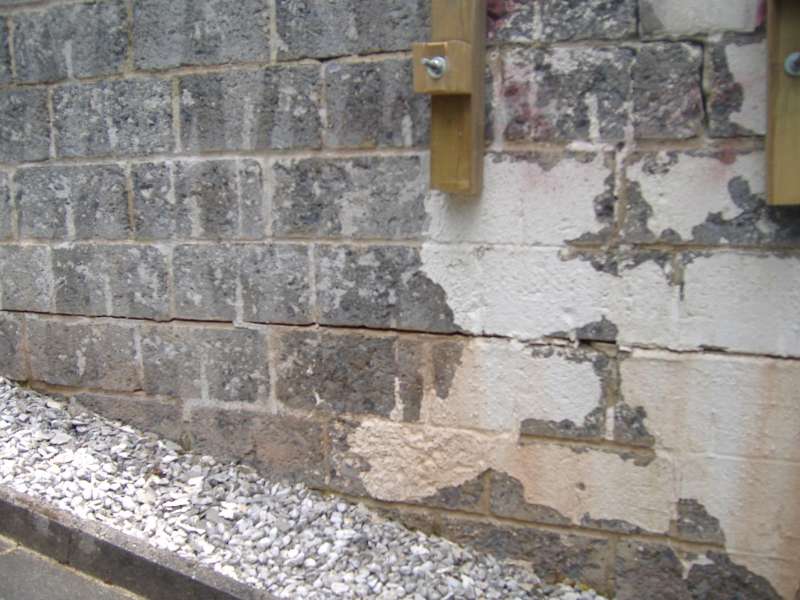BAU.DE / BAU-Forum: 3. Bild zu Frage "Mauersanierung: Schritt-f&uuml;r-Schritt Anleitung zur Stabilisierung & Abdichtung?" im BAU-Forum "Modernisierung / Sanierung / Bausch&auml;den"