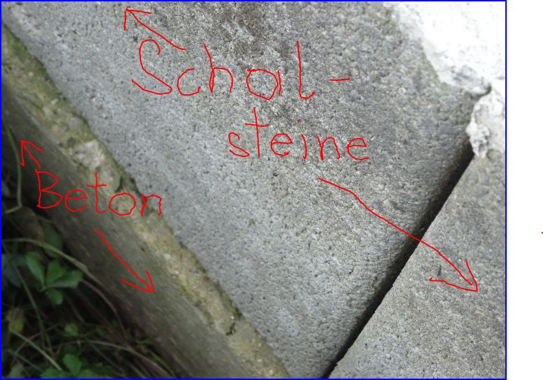 BAU.DE / BAU-Forum: 2. Bild zu Frage "Undichte St&uuml;tzmauer: Ortbeton & Schalsteine &ndash; Ursachen, Sanierung & Kosten?" im BAU-Forum "Modernisierung / Sanierung / Bausch&auml;den"