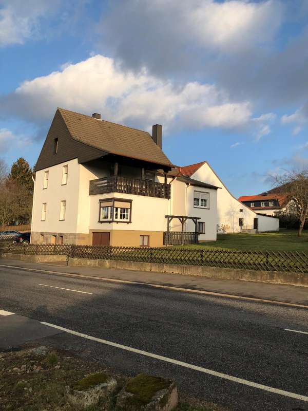BAU.DE / BAU-Forum: 1. Bild zu Frage "Dachsanierung & Mauerwerk: Kosten, Zustand pr&uuml;fen & Risiken bei Altbau?" im BAU-Forum "Modernisierung / Sanierung / Bausch&auml;den"