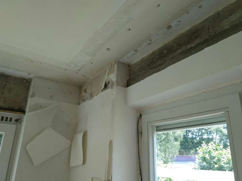 BAU.DE / BAU-Forum: 4. Bild zu Frage "Schmaler Sturz oder Ringanker: Unterschiede, Funktion & Notwendigkeit im Altbau?" im BAU-Forum "Modernisierung / Sanierung / Bausch&auml;den"