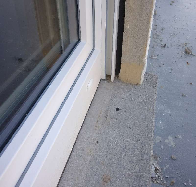 BAU.DE / BAU-Forum: 2. Bild zu Frage "Fensterbankdämmung Innen: Welche Materialien, Kosten & Anleitung für optimale Isolierung?" im BAU-Forum "Modernisierung / Sanierung / Bauschäden" BAU.DE / BAU-Forum: 2. Bild zu Frage "Fensterbankdämmung Innen: Welche Materialien, Kosten & Anleitung für optimale Isolierung?" im BAU-Forum "Modernisierung / Sanierung / Bauschäden"