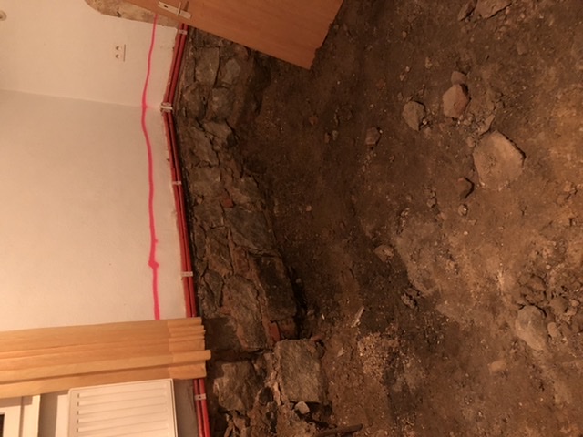 BAU.DE / BAU-Forum: 5. Bild zu Frage "Bodenaufbau Sanierung: Kosten, Materialien & Vorgehensweise im &Uuml;berblick" im BAU-Forum "Modernisierung / Sanierung / Bausch&auml;den"