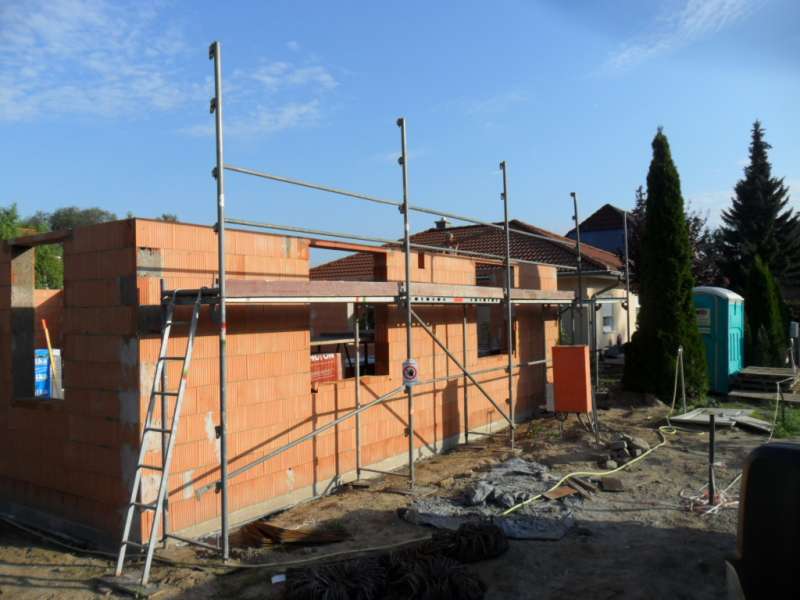 BAU.DE / BAU-Forum: 2. Bild zu Antwort "Innenwandrisse: Zusammenspiel Material & Lagerung?" auf die Frage "Setzrisse im Innenmauerwerk: Ursachen, Gefahren & Beseitigung? Kosten f&uuml;r Bausachverst&auml;ndigen?" im BAU-Forum "Modernisierung / Sanierung / Bausch&auml;den"