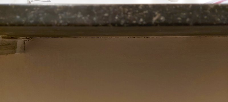BAU.DE / BAU-Forum: 3. Bild zu Frage "Risse unter Fensterb&auml;nken: Ursachen, Reparatur & Abdichtung gegen Feuchtigkeit?" im BAU-Forum "Modernisierung / Sanierung / Bausch&auml;den"