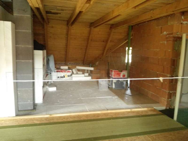 BAU.DE / BAU-Forum: 3. Bild zu Frage "Dachbodenausbau 180m&sup2;: Kosten f&uuml;r Wohnung mit Bad, K&uuml;che & Heizung? Angebotspreise" im BAU-Forum "Modernisierung / Sanierung / Bausch&auml;den"