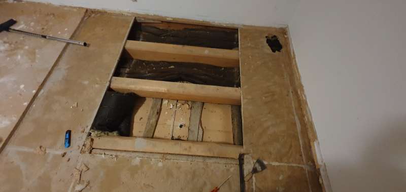 BAU.DE / BAU-Forum: 1. Bild zu Frage "Holzbalkendecke sanieren: Trittschall verbessern, Aufbau, Material & Gewicht?" im BAU-Forum "Modernisierung / Sanierung / Bausch&auml;den"