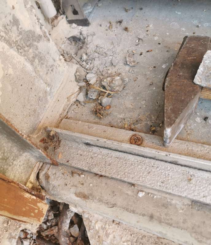 BAU.DE / BAU-Forum: 4. Bild zu Frage "Bewehrung Korrosion Fertiggarage sanieren: Anleitung, Kosten & Folgesch&auml;den vermeiden?" im BAU-Forum "Modernisierung / Sanierung / Bausch&auml;den"