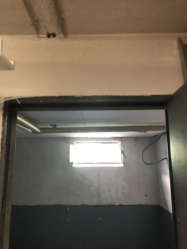 BAU.DE / BAU-Forum: 4. Bild zu Frage "Tankraumt&uuml;r-Durchbruch: T&uuml;rsturz n&ouml;tig? Wand&ouml;ffnung, Statik & Kosten im Altbau" im BAU-Forum "Modernisierung / Sanierung / Bausch&auml;den"