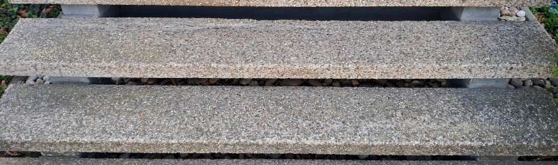 BAU.DE / BAU-Forum: 1. Bild zu Frage "Waschbeton Ma&szlig;teil wo beziehen?" im BAU-Forum "Modernisierung / Sanierung / Bausch&auml;den"