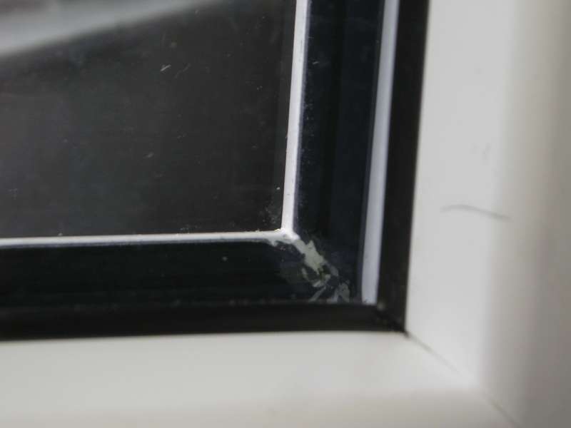 BAU.DE / BAU-Forum: 1. Bild zu Frage "M&auml;ngel nach Einbau von neuen Fenstern durch Fachfirma im Altbau" im BAU-Forum "Modernisierung / Sanierung / Bausch&auml;den"