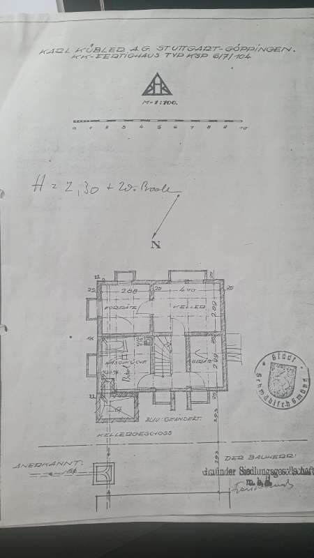 BAU.DE / BAU-Forum: 5. Bild zu Frage "Der Feuchtigkeit auf den Grund gehen - Kellerwand massiv?" im BAU-Forum "Modernisierung / Sanierung / Bausch&auml;den"