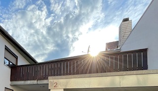 BAU.DE / BAU-Forum: 1. Bild zu Antwort "Sowohl Dachterrasse als auch Balkon" auf die Frage "Balkon sanieren: Holzbalken-Tausch, Unterkonstruktion pr&uuml;fen & Abdichtung verbessern" im BAU-Forum "Modernisierung / Sanierung / Bausch&auml;den"